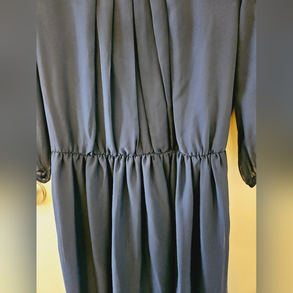 I.N. San Francisco Long Sleeve Midi dress - Picture 4 of 9